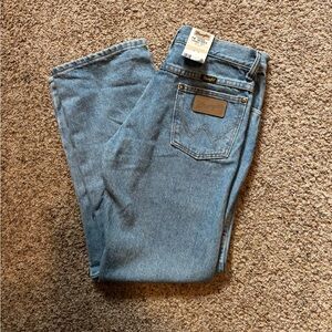 Wrangler straight leg jeans